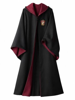 JAPAN UNIVERSAL STUDIO AUTHENTIC GRYFFINDOR ROBE SZ SMALL - NEW, NO TAGS